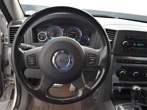 2007 Jeep Grand Cherokee SRT8