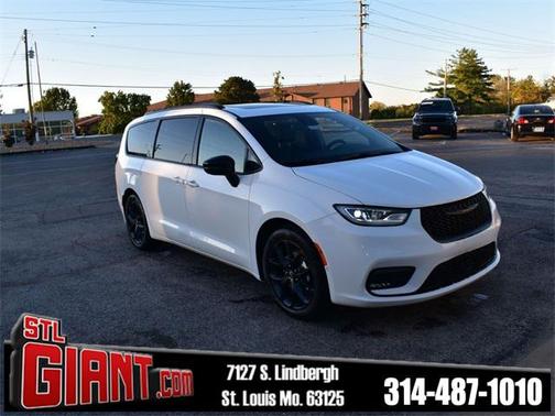 2026 Chrysler Pacifica Limited