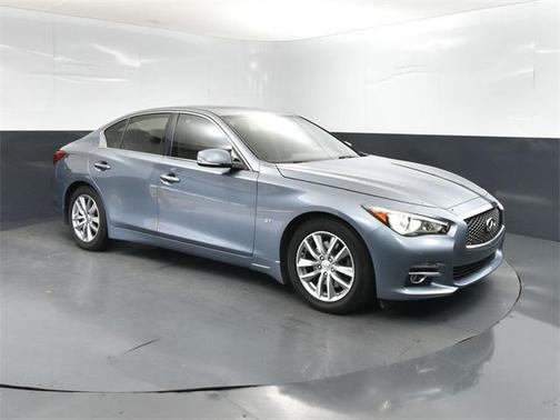 2015 INFINITI Q50 Premium