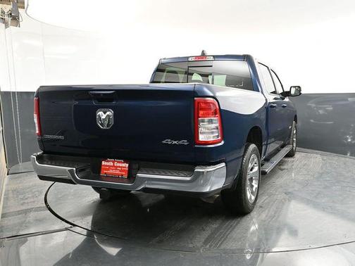 Patriot Blue Pearlcoat 2022 RAM 1500 Big Horn/Lone Star