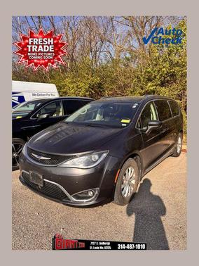 2019 Chrysler Pacifica Touring L