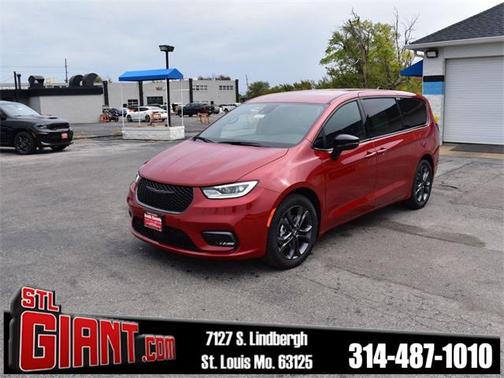 2026 Chrysler Pacifica L