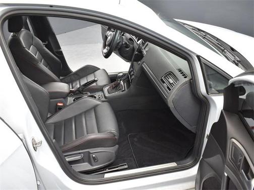2018 Volkswagen Golf GTI 2.0T S 4-Door
