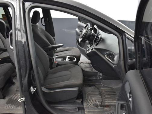 2019 Chrysler Pacifica Touring Plus
