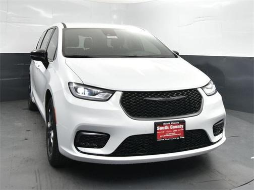 2026 Chrysler Pacifica L