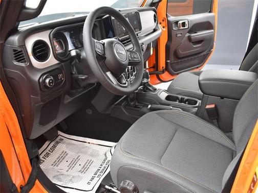 2025 Jeep Gladiator Willys
