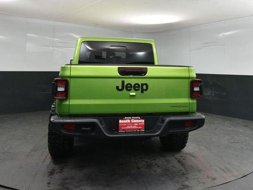 2025 Jeep Gladiator High Tide