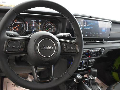 2025 Jeep Gladiator High Tide