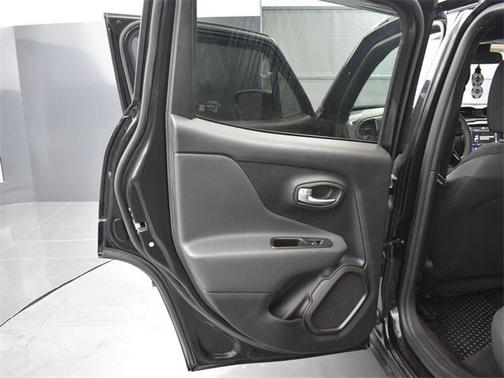 2022 Jeep Renegade Altitude