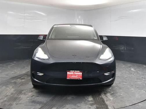 2025 Tesla Model Y Long Range Dual Motor All-Wheel Drive