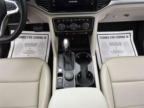 2022 Volkswagen Atlas 3.6L SE w/Technology