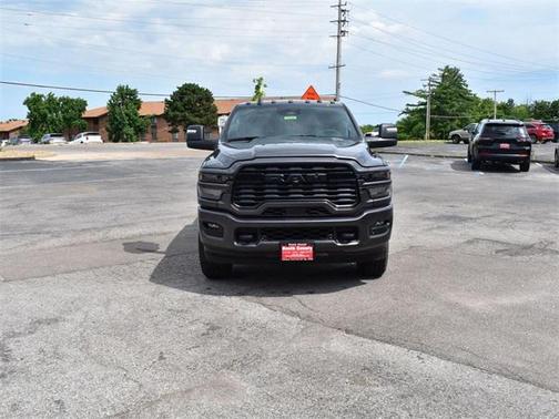 2025 RAM 2500 Big Horn Crew Cab 4x4 6'4' Box