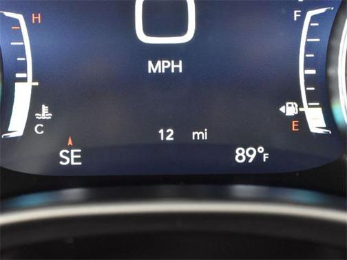 2026 Chrysler Voyager LX