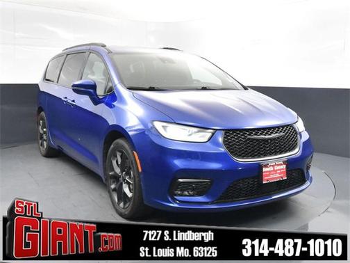 2021 Chrysler Pacifica Touring L