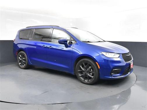 2021 Chrysler Pacifica Touring L