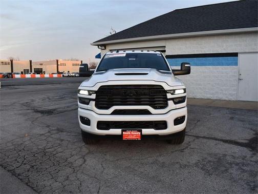 2026 RAM 2500 Black Express Crew Cab 4x4 6'4' Box