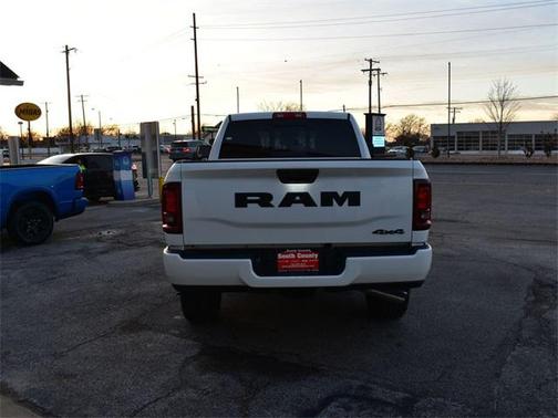 2026 RAM 2500 Black Express Crew Cab 4x4 6'4' Box