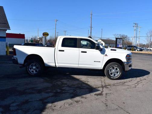 2026 RAM 3500 Big Horn Crew Cab 4x4 6'4' Box