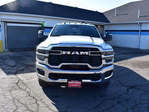 2026 RAM 3500 Big Horn Crew Cab 4x4 6'4' Box