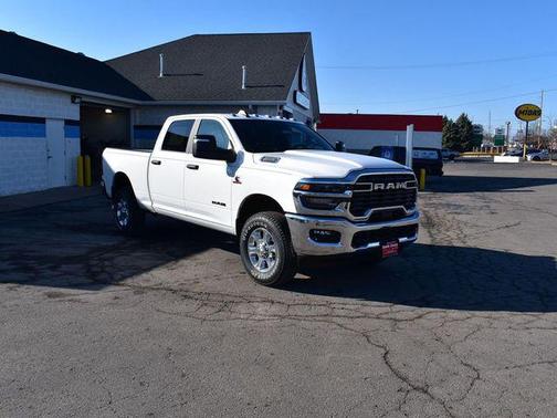 2026 RAM 3500 Big Horn Crew Cab 4x4 6'4' Box