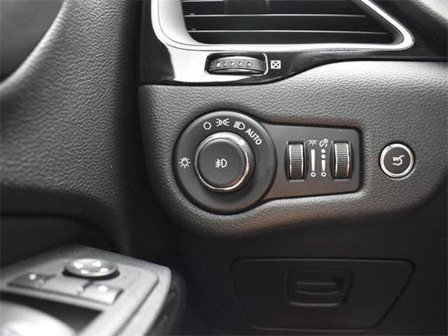2023 Jeep Cherokee Altitude