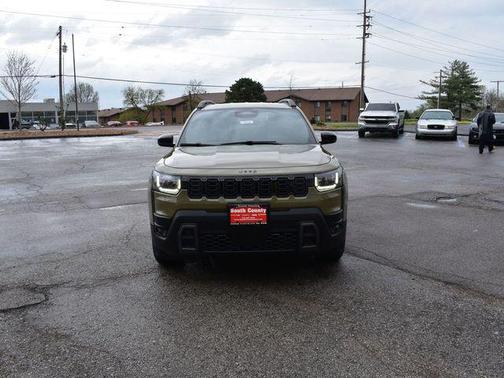 '41 2026 Jeep Cherokee Laredo 4x4