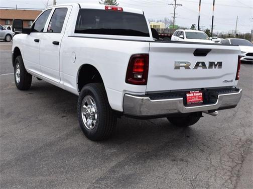 2025 RAM 2500 Tradesman Crew Cab 4x4 6'4' Box
