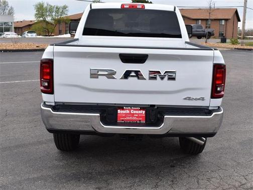 2025 RAM 2500 Tradesman Crew Cab 4x4 6'4' Box