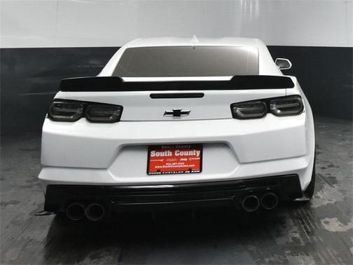 2021 Chevrolet Camaro RWD Coupe LT1