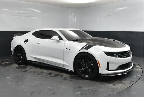 2021 Chevrolet Camaro RWD Coupe LT1