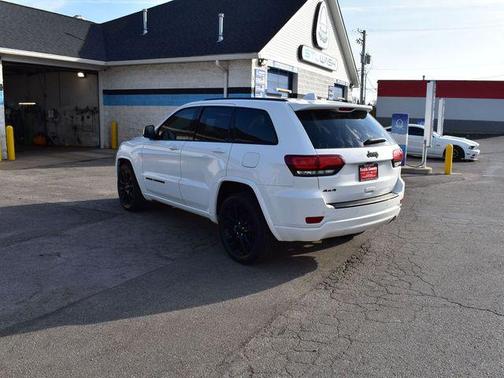 2021 Jeep Grand Cherokee Laredo