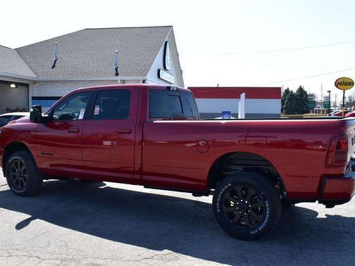 Molten Red Pearlcoat 2026 RAM 2500 Laramie Crew Cab 4x4 8' Box