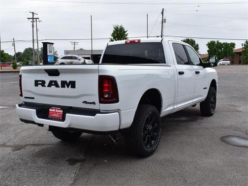 2025 RAM 2500 Big Horn Crew Cab 4x4 6'4' Box