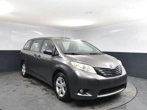 2013 Toyota Sienna SE