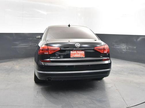 2016 Volkswagen Passat 1.8T SEL