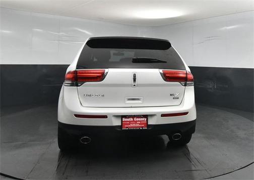 2013 Lincoln MKX Base