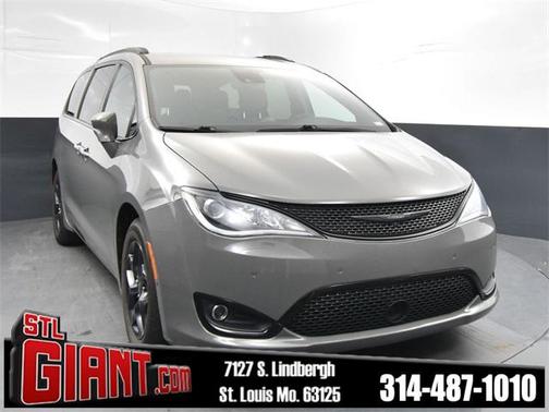 2020 Chrysler Pacifica Touring-L Plus