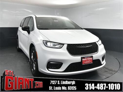 2026 Chrysler Pacifica L