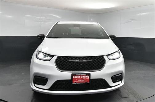 2026 Chrysler Pacifica L