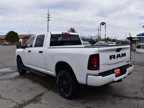 Bright White Clearcoat 2026 RAM 2500 Black Express Crew Cab 4x4 6'4' Box