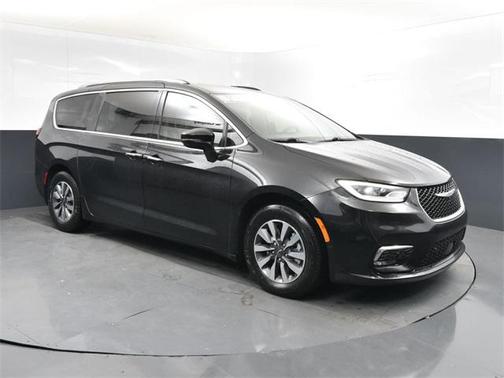 2021 Chrysler Pacifica Hybrid Touring L