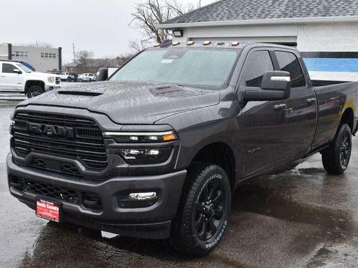 2026 RAM 2500 Laramie Crew Cab 4x4 8' Box