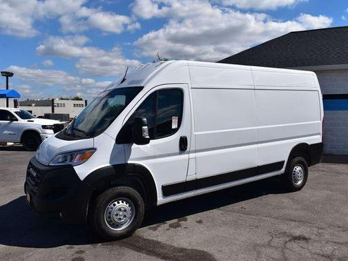 2026 RAM ProMaster 2500 Tradesman