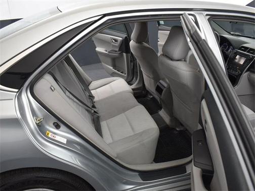 2016 Toyota Camry XSE