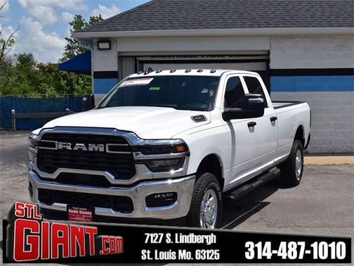 2025 RAM 2500 Tradesman Crew Cab 4x4 8' Box