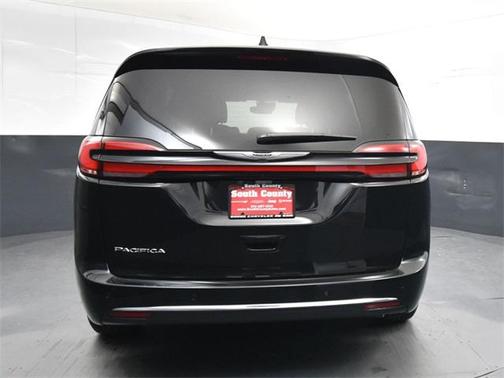 2025 Chrysler Pacifica L