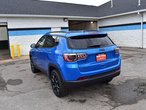 Hydro Blue Pearlcoat 2026 Jeep Compass Latitude