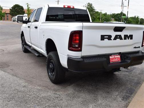 2025 RAM 2500 Tradesman Crew Cab 4x4 6'4' Box