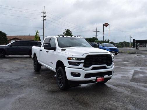 2025 RAM 2500 Big Horn Crew Cab 4x4 6'4' Box
