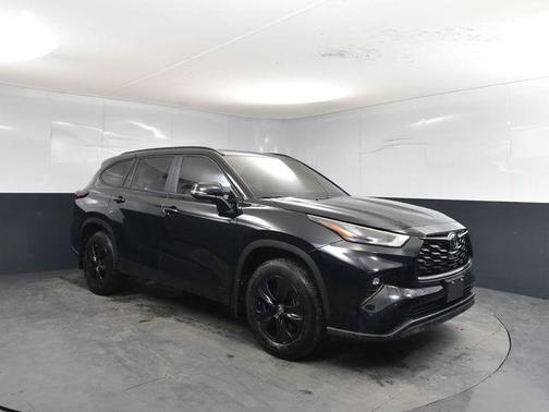 2025 Toyota Highlander Hybrid XLE